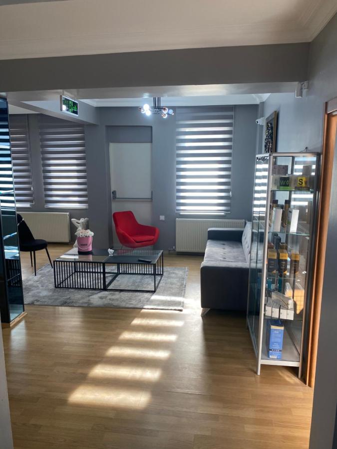 Beauty Palace Clinic Beylikduzu Estetik Büyükçekmece Extérieur photo